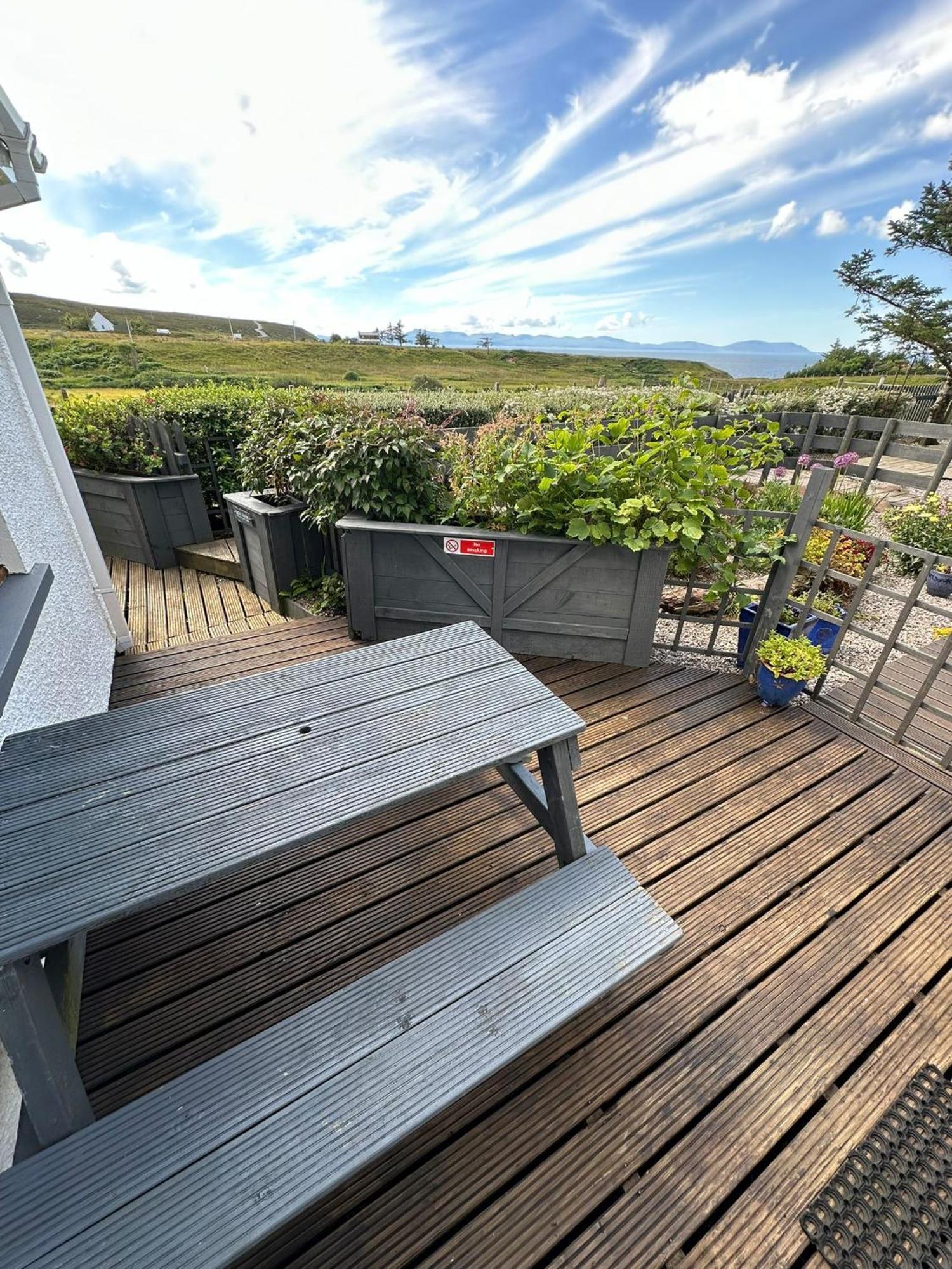 Self Catering Spacious 2 Bed Apartment With Sea Views South Erradale Eksteriør bilde